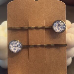 Blue & White Floral Design Hairpins